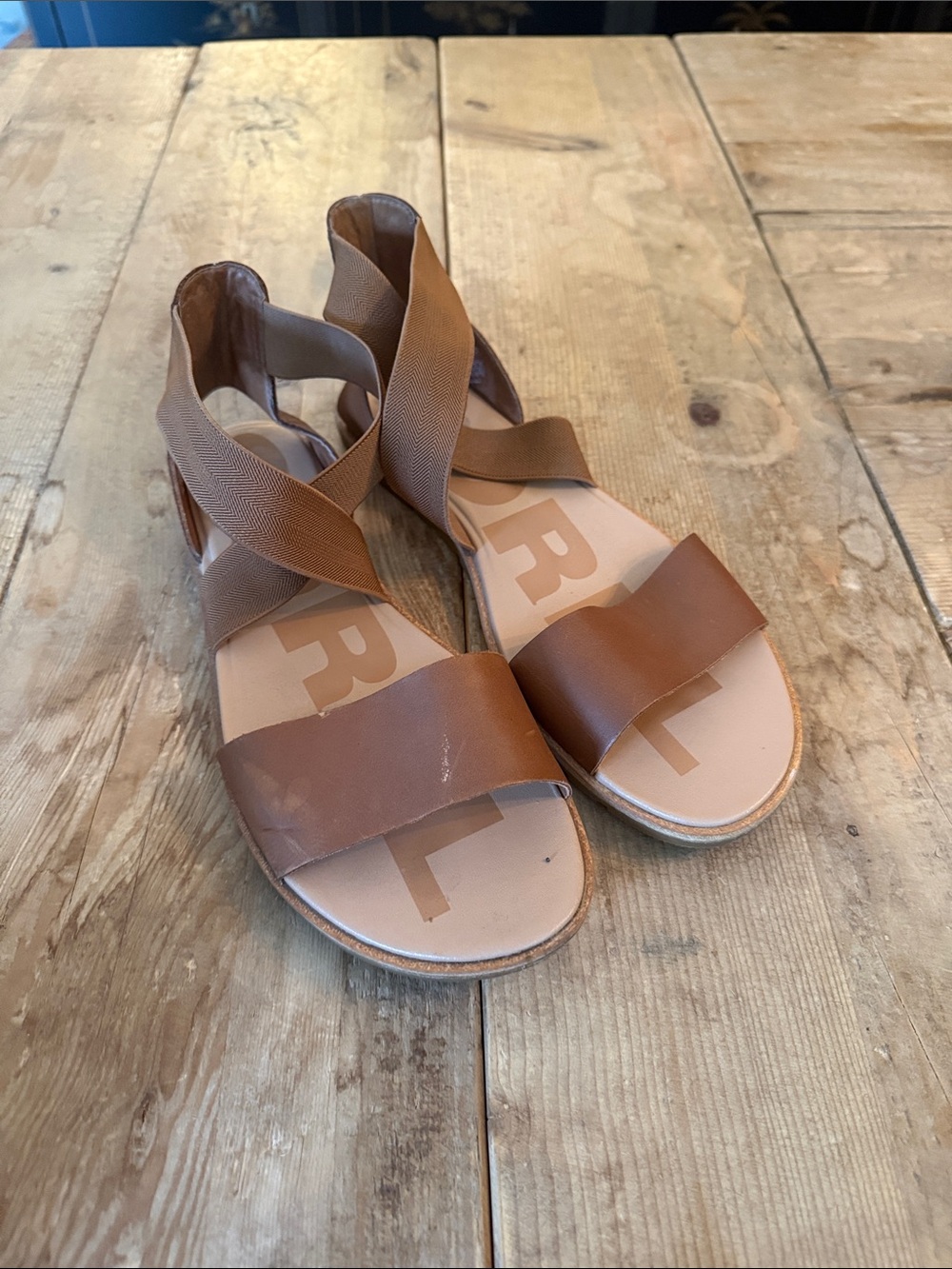 Sorel Tan Brown Leather Strappy Sandals